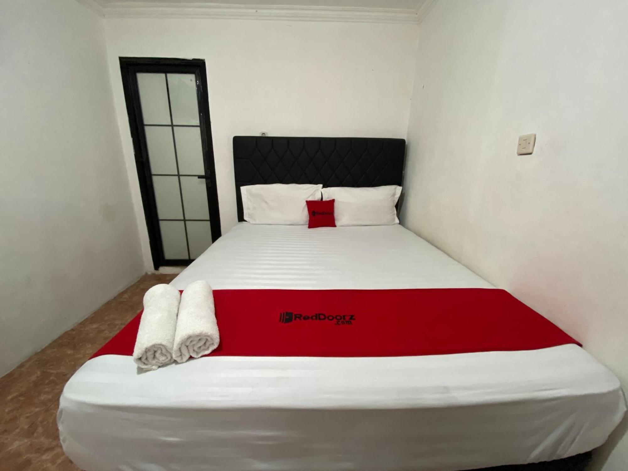 Reddoorz Syariah At Sudirman Street Garut Hotel Luaran gambar